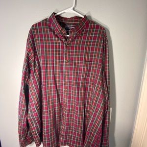 Classic fit dress shirt